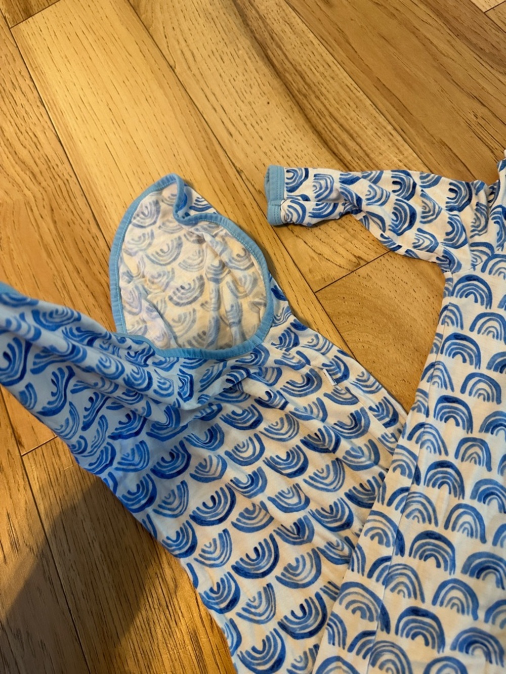 Little Sleepies Blue & White Wave Footed Pajamas with Mittens - Picture 4 of 5